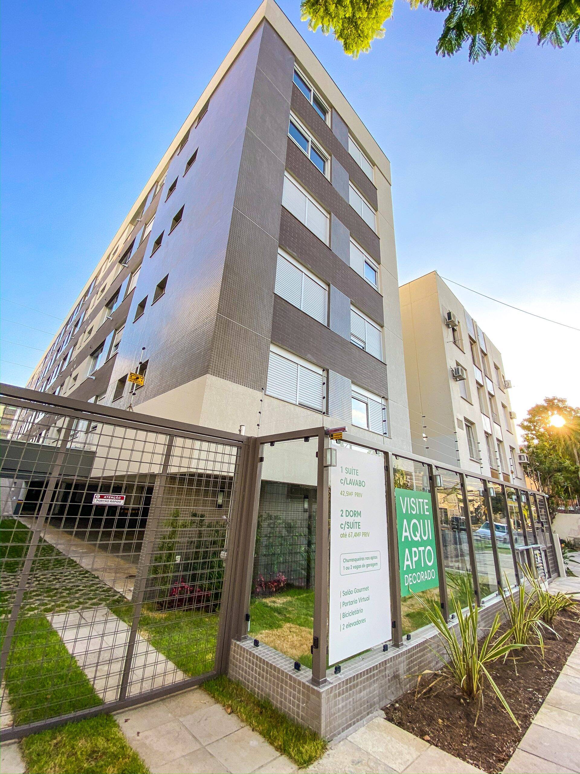 #66 - Apartamento para Venda em Porto Alegre - RS
