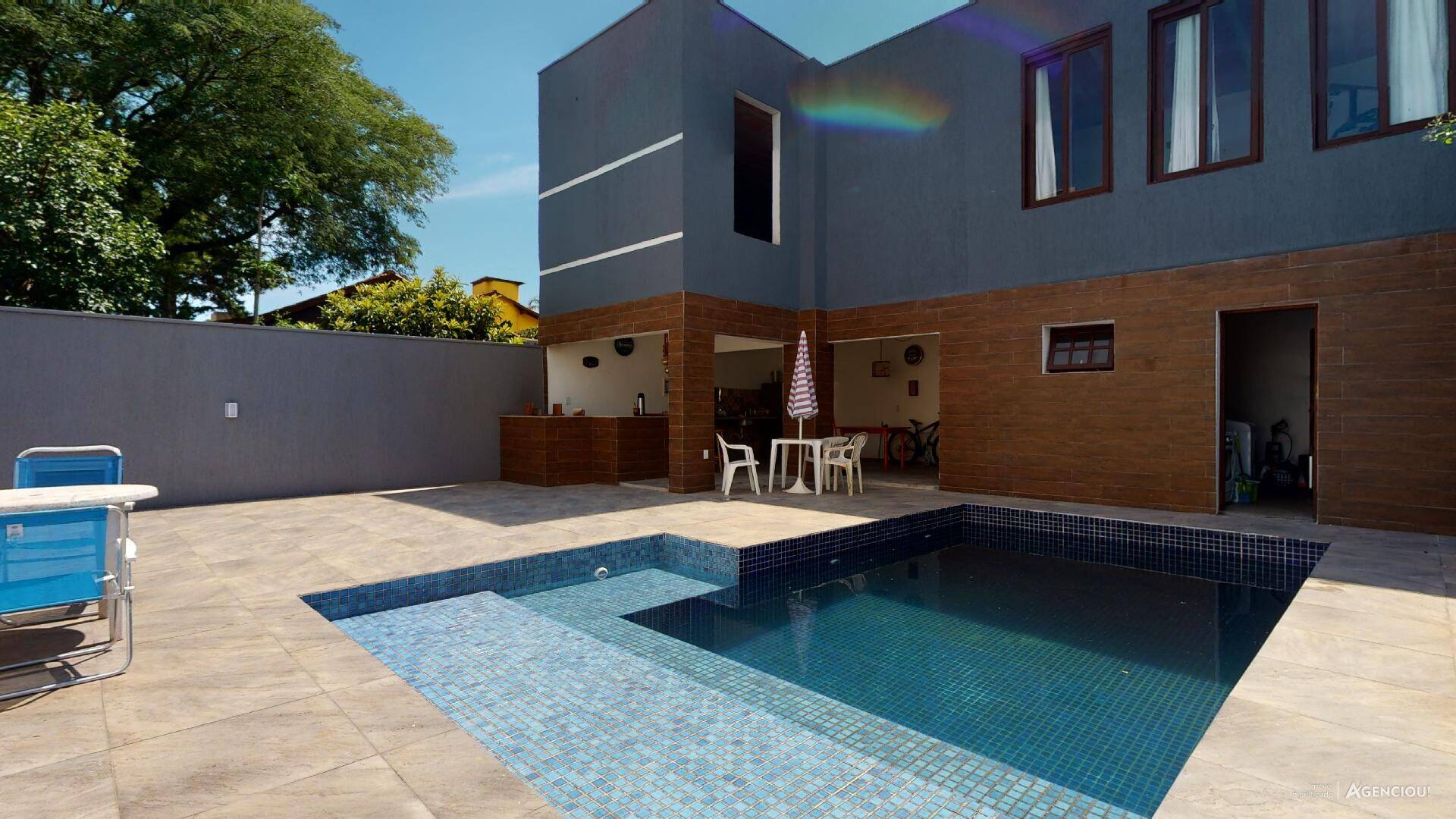 #94 - Casa para Venda em Porto Alegre - RS