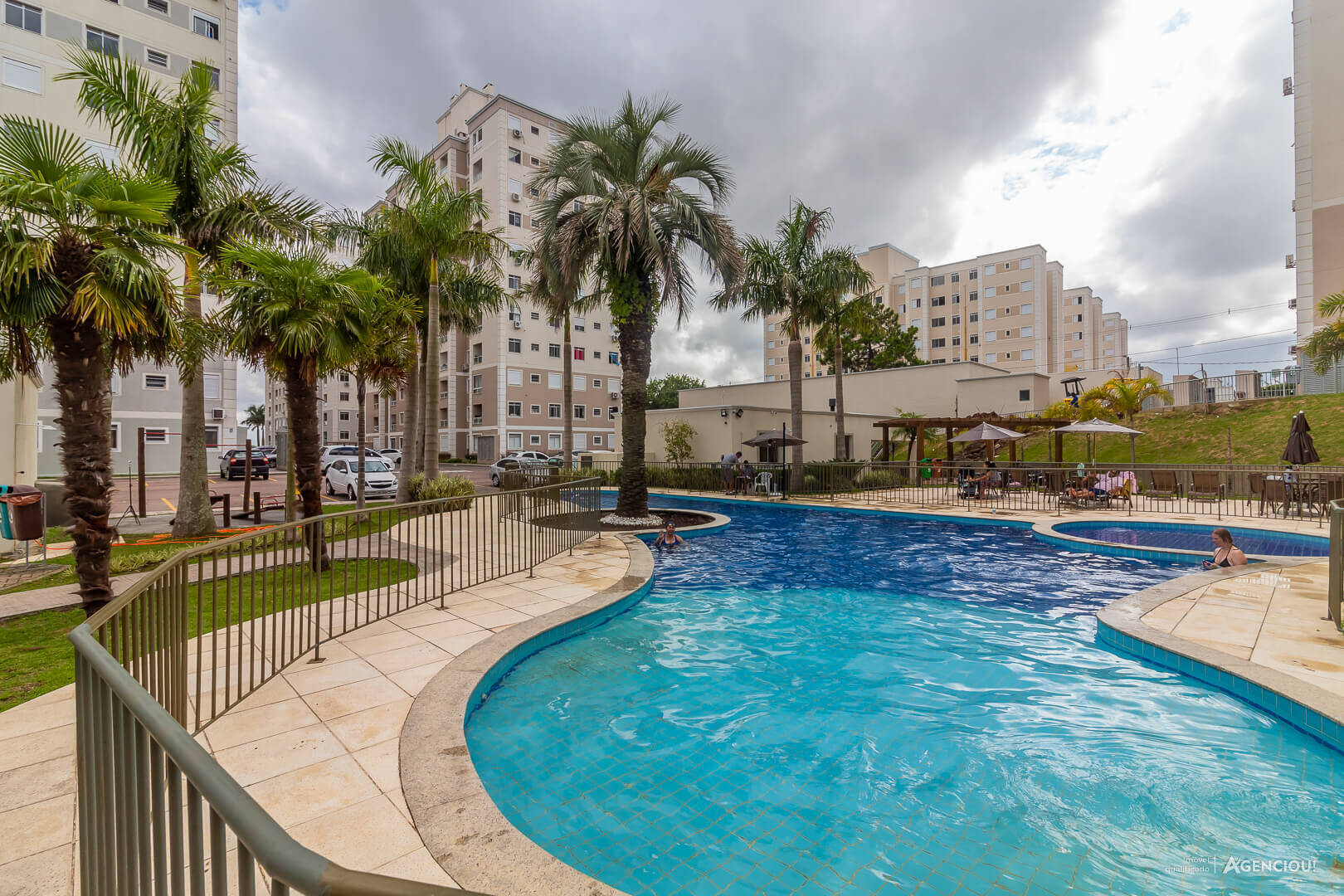 #134 - Apartamento para Venda em Porto Alegre - RS