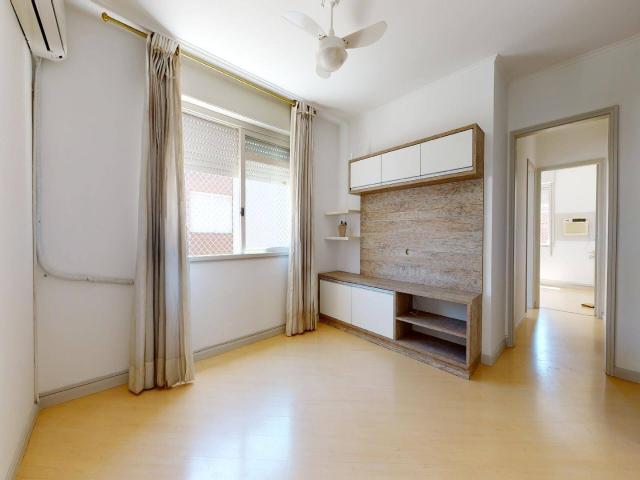 #88 - Apartamento para Venda em Porto Alegre - RS