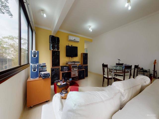 Apartamento para Venda em Porto Alegre - 2
